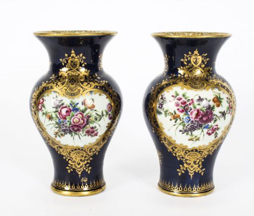 Antique Pair Royal Worcester Porcelain Vases Circa 1770
