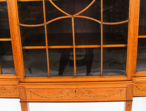 ANTIQUE SATINWOOD BREAKFRONT BOOKCASE DISPLAY CABINET EDWARDS ROBERTS 19TH C - ADDITIONAL PHOTO 2