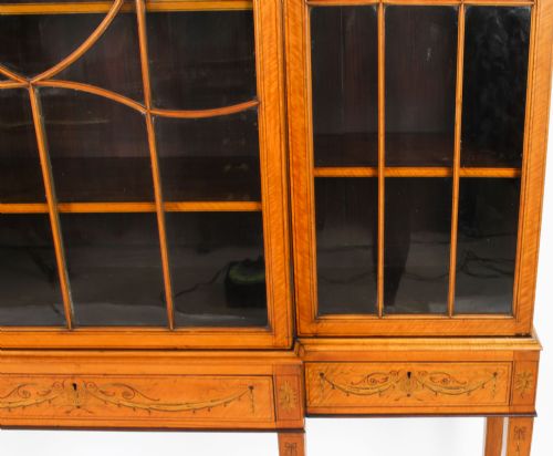 ANTIQUE SATINWOOD BREAKFRONT BOOKCASE DISPLAY CABINET EDWARDS ROBERTS 19TH C - ADDITIONAL PHOTO 18