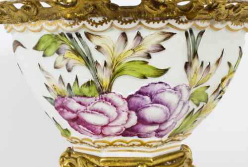 ANTIQUE GILT BRONZE SAMSON PORCELAIN CENTREPIECE 19TH CENTURY - ADDITIONAL PHOTO 3