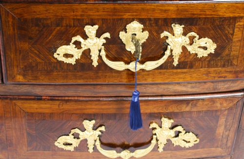 fig 2. Antique French Régence King Wood Ormolu Mounted Commode Circa 1730 18th C