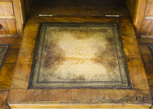 ANTIQUE VICTORIAN BURR WALNUT DICKENS PEDESTAL DESK C 1880 19TH C - ADDITIONAL PHOTO 11