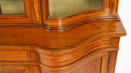ANTIQUE EDWARDIAN SERPENTINE SATINWOOD INLAID DISPLAY CABINET 19TH C - ADDITIONAL PHOTO 7