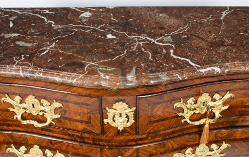 ANTIQUE FRENCH RGENCE KINGWOOD ORMOLU MOUNTED COMMODE CIRCA 1720 18TH C - ADDITIONAL PHOTO 3