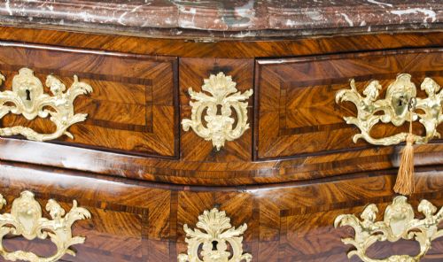 ANTIQUE FRENCH RGENCE KINGWOOD ORMOLU MOUNTED COMMODE CIRCA 1720 18TH C - ADDITIONAL PHOTO 8