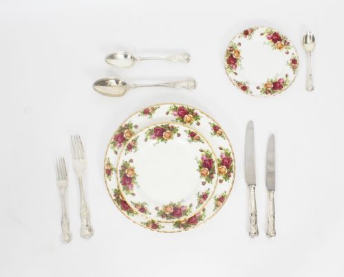 fig 1. Antique Canteen x12 Sterling Silver Cutlery Kings Pattern London 1905
