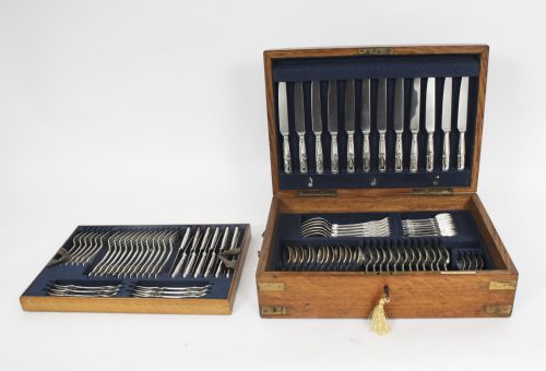 fig 2. Antique Canteen x12 Sterling Silver Cutlery Kings Pattern London 1905
