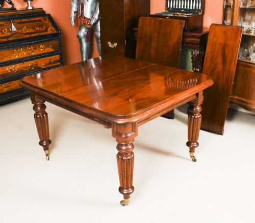 fig 5. Antique Early Victorian Extending Dining Table by Gillows 19th C

