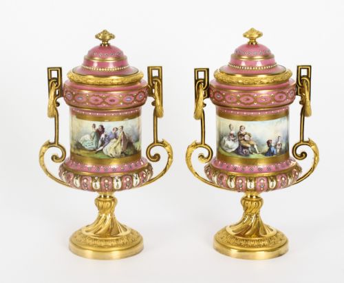 ANTIQUE PAIR FRENCH ORMOLU MOUNTED PINK SEVRES LIDDED VASES 19TH C - ADDITIONAL PHOTO 11