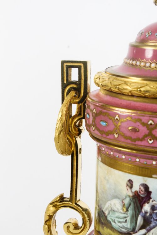 ANTIQUE PAIR FRENCH ORMOLU MOUNTED PINK SEVRES LIDDED VASES 19TH C - ADDITIONAL PHOTO 19