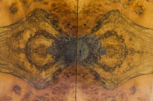 fig 6. Antique Art Deco Burr Walnut Cocktail Cabinet Dry Bar c.1920