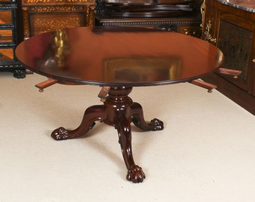 fig 5. Antique 6ft diameter Flame Mahogany Gillows Dining Table Circa 1835