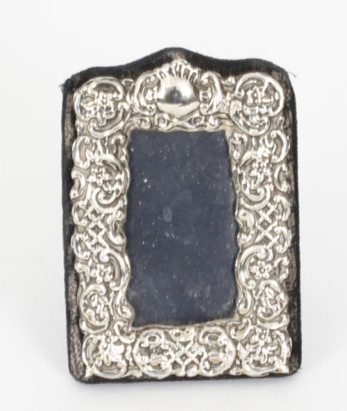 fig 1. Antique Edwardian Sterling Silver Photo Frame dated 1907 9x6cm