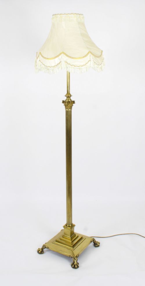 Antique Victorian Brass Corinthian Column Telescopic Standard Lamp 19th C
