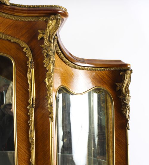 ANTIQUE LARGE VERNIS MARTIN BOMBE' DISPLAY CABINET 19TH C - ADDITIONAL PHOTO 5