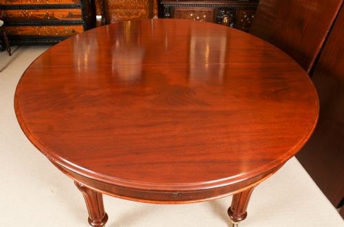 fig 11. Antique 13ft William IV Oval Flame Mahogany Extending Dining Table 19thC