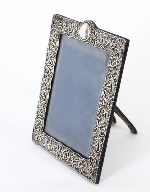 fig 1. Antique Sterling Silver Photo Frame by Henry Matthews 1902 28x22cm