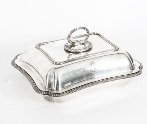 ANTIQUE PAIR SILVER PLATED ENTREE DISHES ELKINGTON DATED 1888 19TH CENTURY - ADDITIONAL PHOTO 9