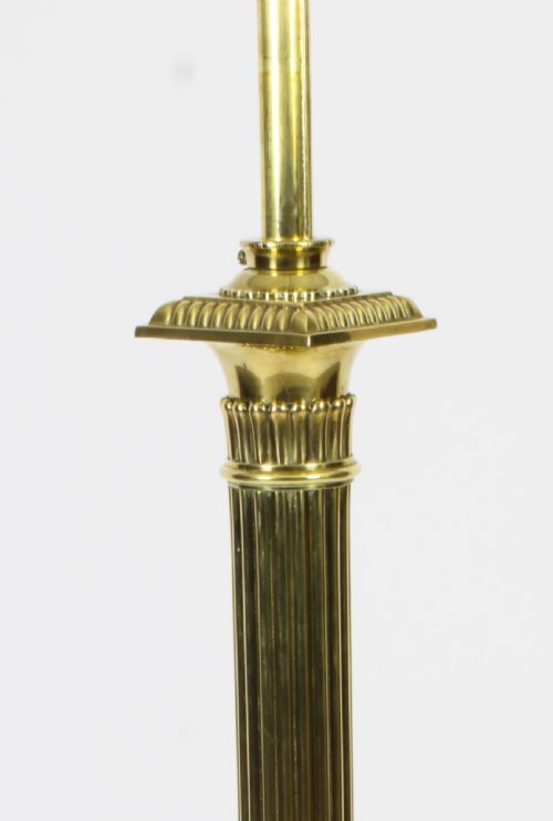 ANTIQUE VICTORIAN BRASS CORINTHIAN COLUMN TELESCOPIC STANDARD LAMP 19TH C - ADDITIONAL PHOTO 5