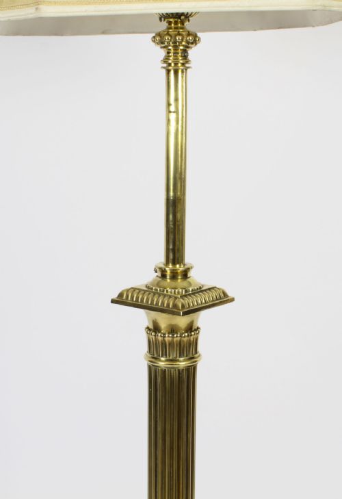 ANTIQUE VICTORIAN BRASS CORINTHIAN COLUMN TELESCOPIC STANDARD LAMP 19TH C - ADDITIONAL PHOTO 6