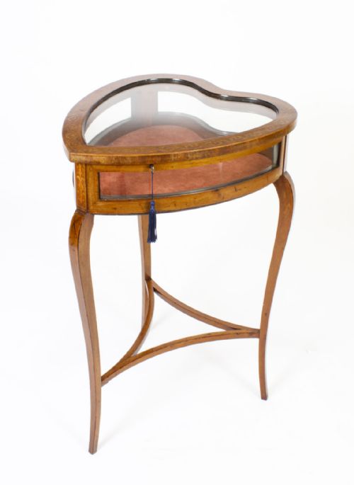 Antique Edwardian Heart Shaped Display Bijouterie Displaytable 19th C