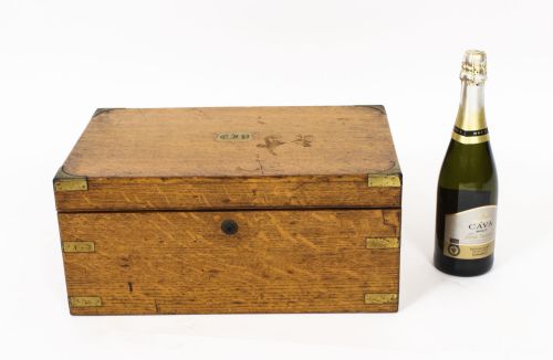 ANTIQUE VICTORIAN BRASS BOUND OAK CIGAR HUMIDOR 19TH CENTURY - ADDITIONAL PHOTO 11