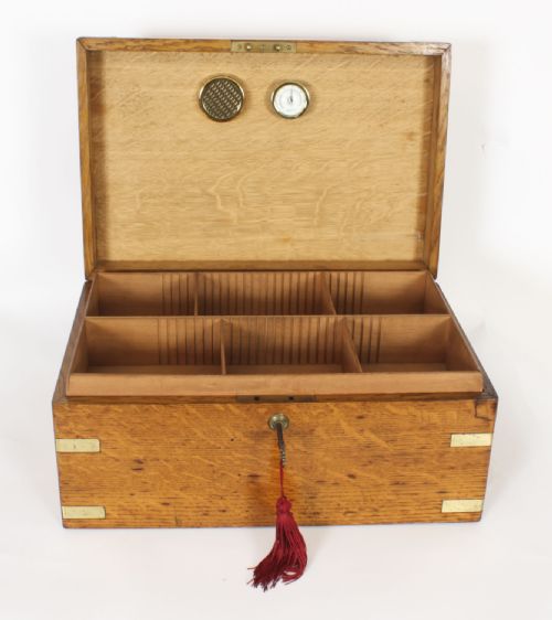 ANTIQUE VICTORIAN BRASS BOUND OAK CIGAR HUMIDOR 19TH CENTURY - ADDITIONAL PHOTO 12