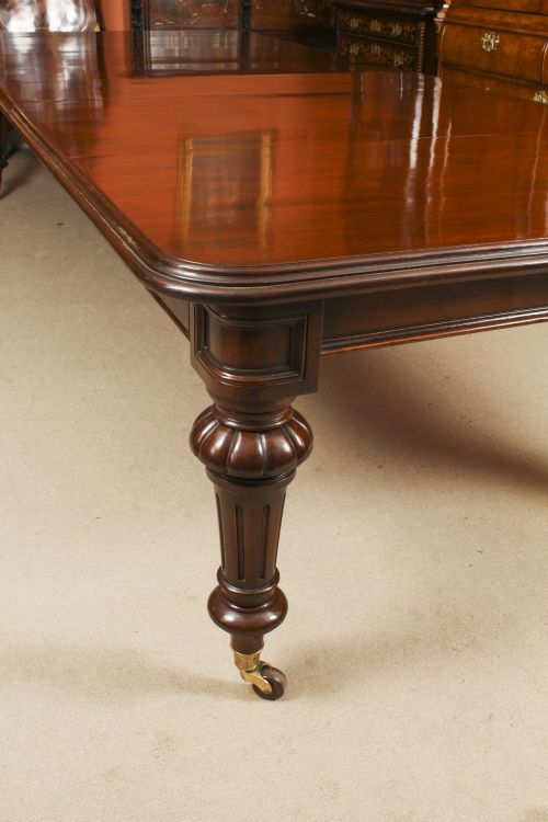 fig 4. Antique William IV 12ft Flame Mahogany Extending Dining Table 19th C