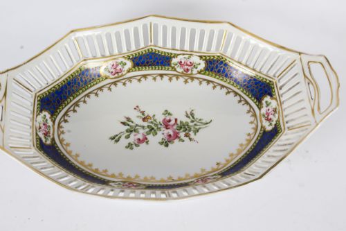 ANTIQUE FRENCH SEVRES OVAL PORCELAIN DISH LATE 19TH CENTURY - ADDITIONAL PHOTO 2