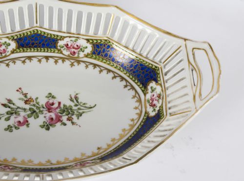 ANTIQUE FRENCH SEVRES OVAL PORCELAIN DISH LATE 19TH CENTURY - ADDITIONAL PHOTO 4