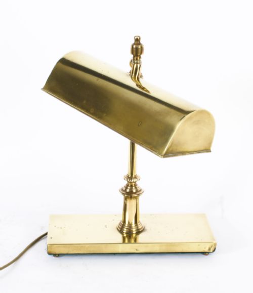 fig 5. Antique Art Deco Artuculated Brass Bankers Lamp Desk Lamp Circa 1920