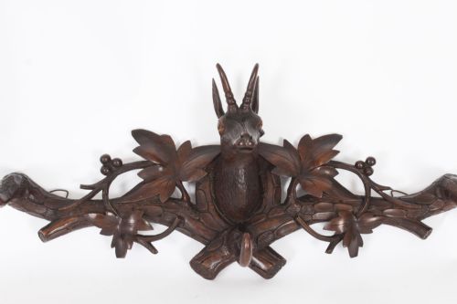 ANTIQUE HAND CARVED BLACK FOREST CHAMOIS GOAT'S HEAD HAT COAT RACK 19TH C - ADDITIONAL PHOTO 2