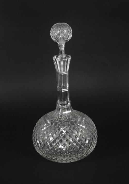 ANTIQUE PAIR ETCHED GLASS DECANTERS AND STOPPERS 19TH CENTURY - ADDITIONAL PHOTO 1