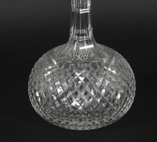 ANTIQUE PAIR ETCHED GLASS DECANTERS AND STOPPERS 19TH CENTURY - ADDITIONAL PHOTO 3