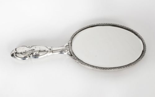fig 3. Antique Sterling Silver Cherubs Hand Mirror 1905 William Comyns & Sons.