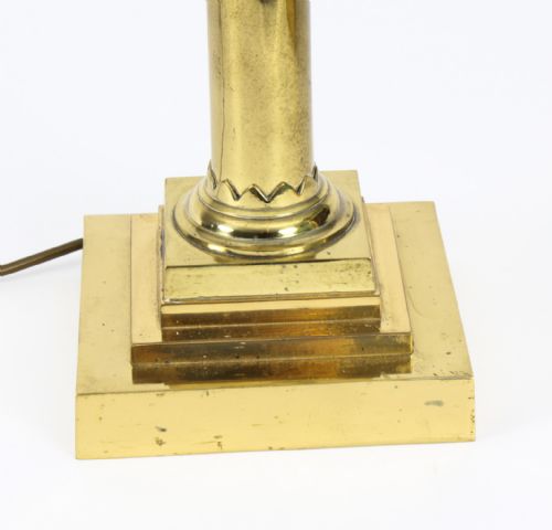ANTIQUE VICTORIAN BRASS CORINTHIAN COLUMN TABLE LAMP 19TH C - ADDITIONAL PHOTO 9