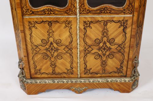 ANTIQUE LOIUS XV REVIVAL MARQUETRY KINGWOOD VITRINE DISPLAY CABINET 19TH CENTURY - ADDITIONAL PHOTO 5