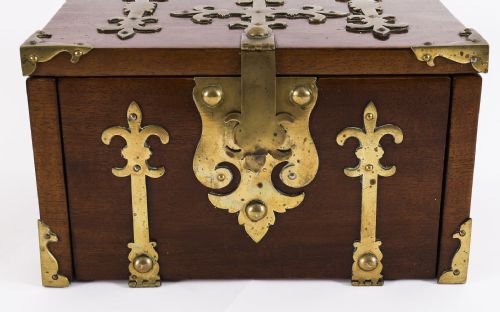 fig 4. Antique Burr Walnut Brass Mounted Strongbox Coffre Fort 19th C