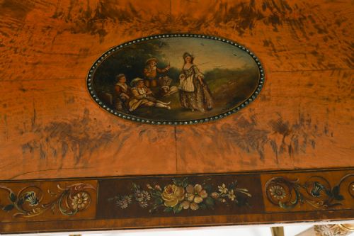 ANTIQUE GEORGE III SATIN WOOD PAINTED DEMILUNE CONSOLE TABLE 18TH C - ADDITIONAL PHOTO 4
