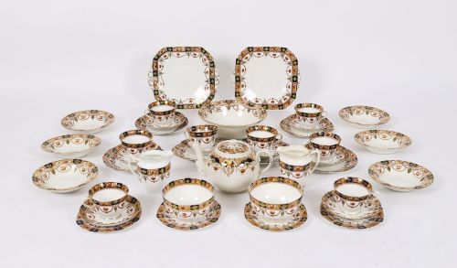 Antique 38 Piece Antique Burgess Bros Carlisle Ware Porcelain Tea Set 1922-39