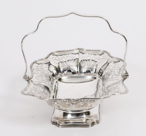 fig 3. Antique English Edward VII Sterling Silver Fruit Bread Basket Sheffield 1907