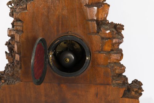 ANTIQUE SWISS 'BLACK FOREST' CARVED LINDEN WOOD CLOCK BY BERGEN CO 19TH C - ADDITIONAL PHOTO 10