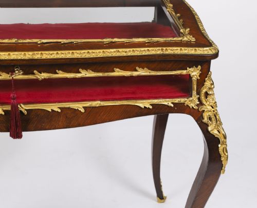ANTIQUE FRENCH ORMOLU MOUNTED BIJOUTERIE DISPLAY TABLE 19TH CENTURY - ADDITIONAL PHOTO 12
