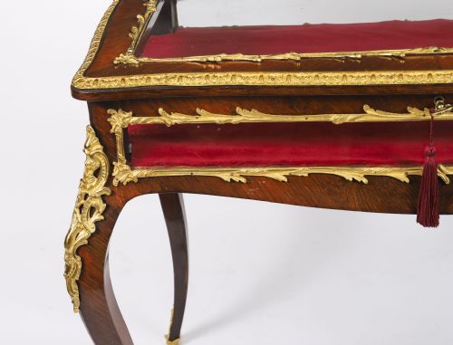 ANTIQUE FRENCH ORMOLU MOUNTED BIJOUTERIE DISPLAY TABLE 19TH CENTURY - ADDITIONAL PHOTO 13