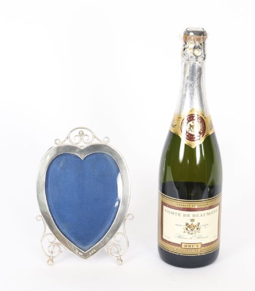 ANTIQUE STERLING SILVER HEART PHOTO FRAME BY SYNER BEDDOES 1898 19X15 CM - ADDITIONAL PHOTO 7