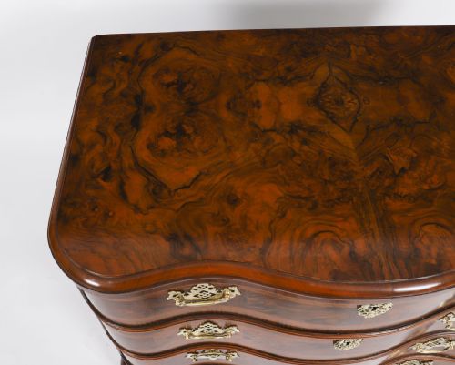 ANTIQUE RARE BAVARIAN BURR WALNUT CHEST COMMODE C1760 18TH C - ADDITIONAL PHOTO 7