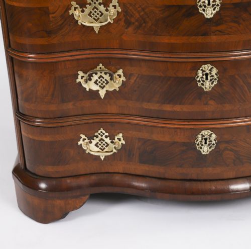 ANTIQUE RARE BAVARIAN BURR WALNUT CHEST COMMODE C1760 18TH C - ADDITIONAL PHOTO 10