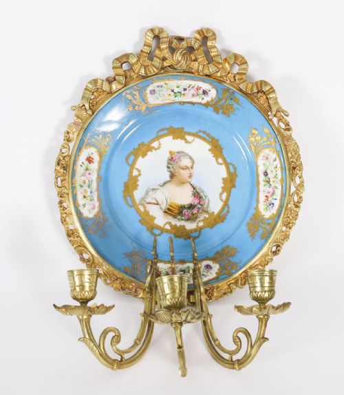 ANTIQUE PAIR ORMOLU SEVRES PORCELAIN PORTRAITS WALL LIGHTS SCONCES 19TH C - ADDITIONAL PHOTO 1