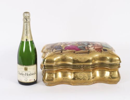 ANTIQUE LARGE FRENCH SEVRES GOLDEN PORCELAIN CASKET 19TH C - ADDITIONAL PHOTO 12