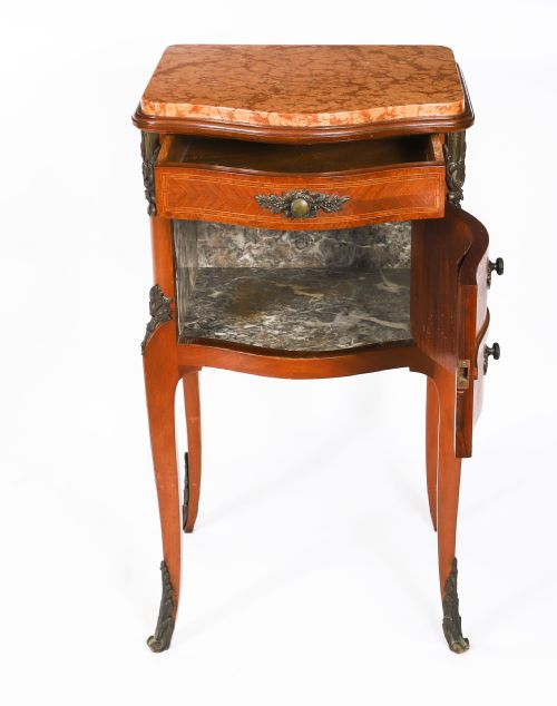 ANTIQUE PAIR FRENCH LOUIS XV PARQUETRY BOMBE BEDSIDE CABINETS 19TH C - ADDITIONAL PHOTO 7